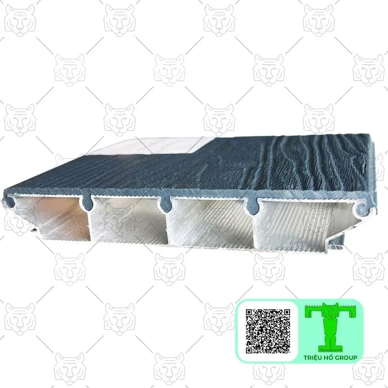So sánh sàn nhựa lõi nhôm và SPC: Chọn đúng loại bền bỉ